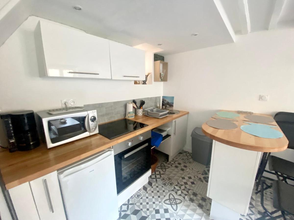 Charmante Maison Au Coeur De Villerville Bagian luar foto